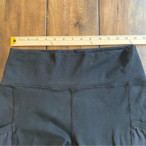 Powerhold Fabletics Medium High-Waisted Athletic Yoga Leggings - Picture 5 of 9